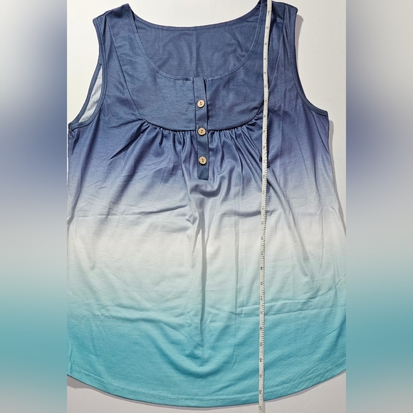 NEW!~ Neitade Tank Top Sleeveless V-Neck With Bottons, Blue Ombre, Medium - Picture 6 of 8